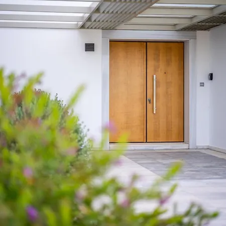 Phillyrea Luxury Villa *