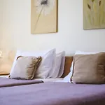فيلة Phillyrea Luxury