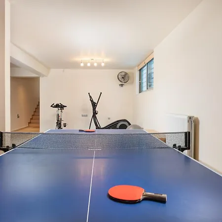 Phillyrea Luxury Villa *