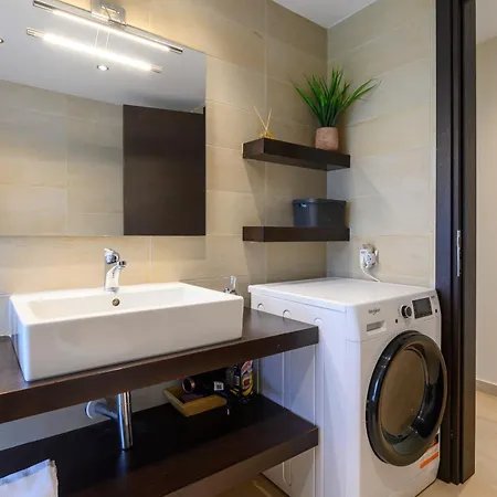 Phillyrea Luxury