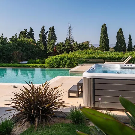 Phillyrea Luxury Villa