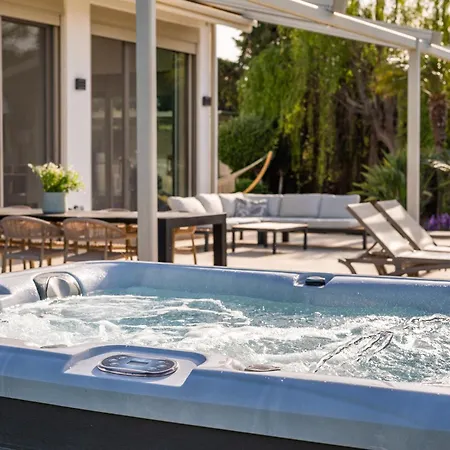 Phillyrea Luxury Villa