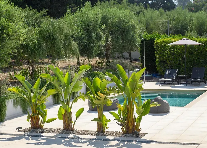 Villa Phillyrea Luxury *