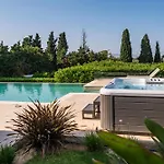 Phillyrea Luxury Villa